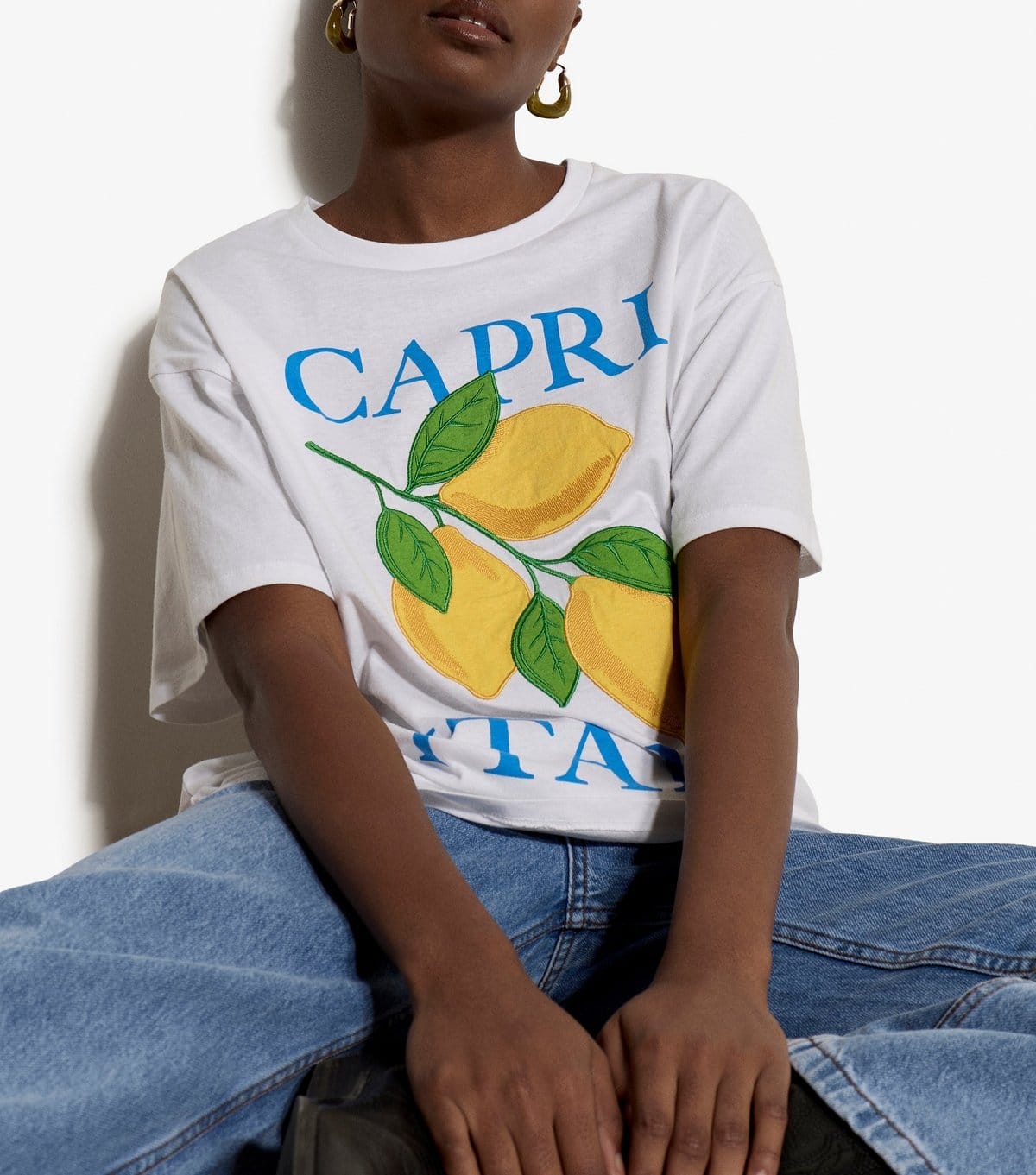 Apricot Women's White Capri Italy Lemon Embroidered T-Shirt Apricot New Look - 4