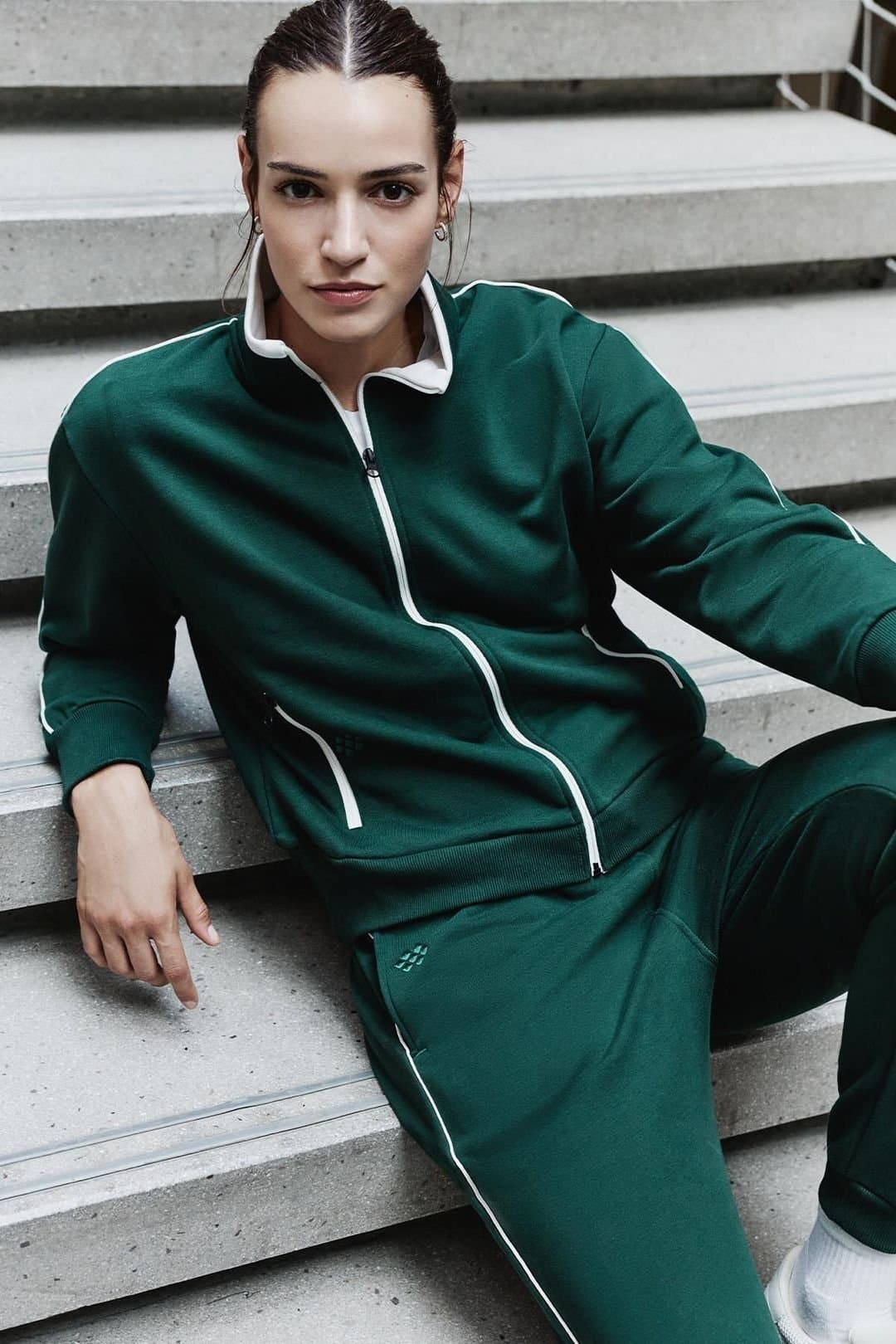 Tommy Life Tommy Life Women's Oversized Zip-collar Sweatshirt & Pants Set in Dark Green