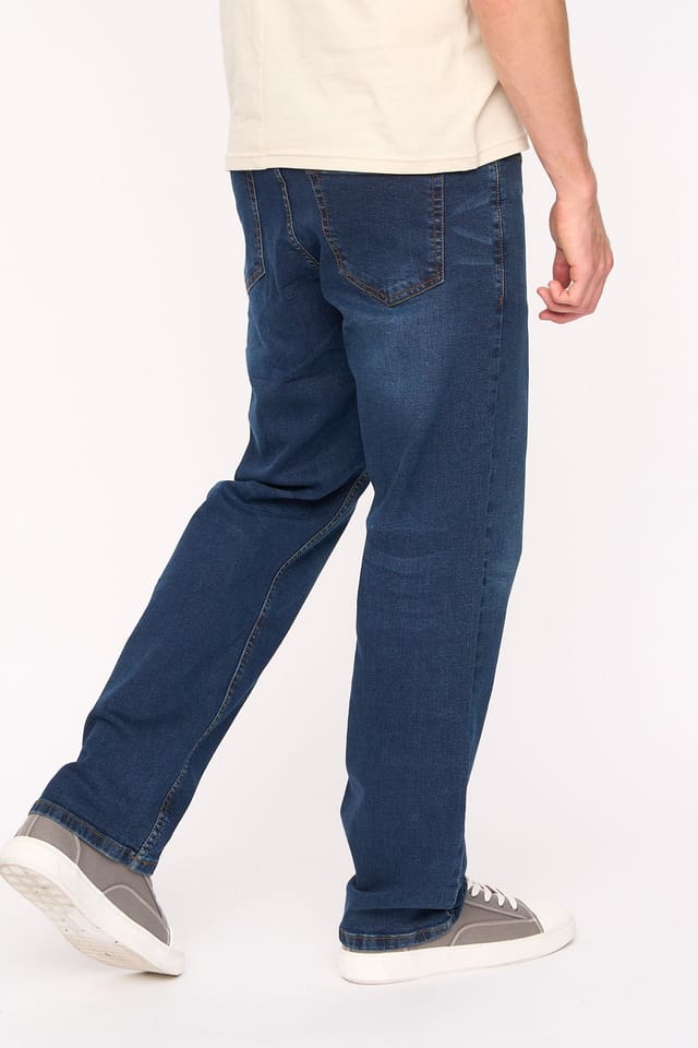 Duck&Cover Duck&Cover Men's Kelvyn Relaxed Fit Comfort Stretch Jeans in Dark Blue - 2
