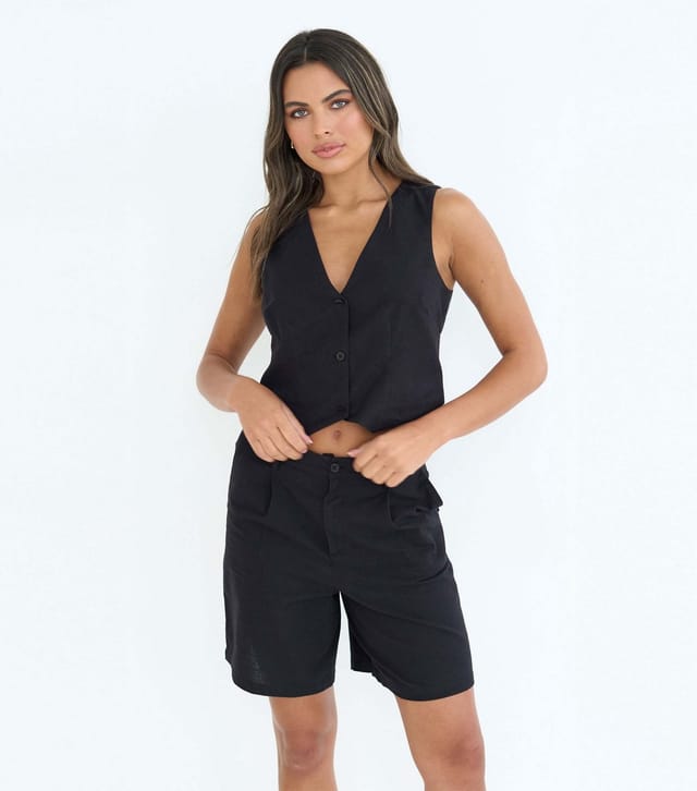 Urban Bliss Women's Black Cotton Blend Shorts Urban Bliss New Look - 2
