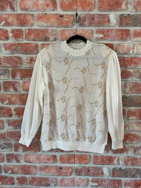 Vintage Soft White Embroidered Vintage Jumper