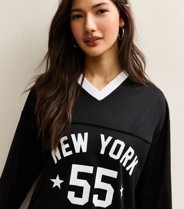 New Look Women's Black New York Logo Football Top New Look - 2
