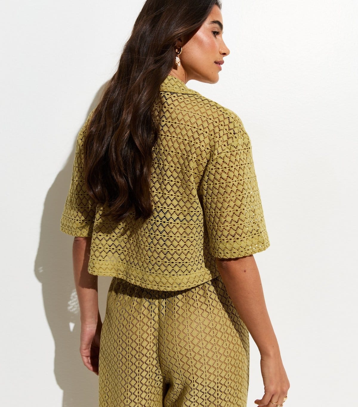 New Look Women's Green Crochet Knit Cropped Shirt New Look - 4