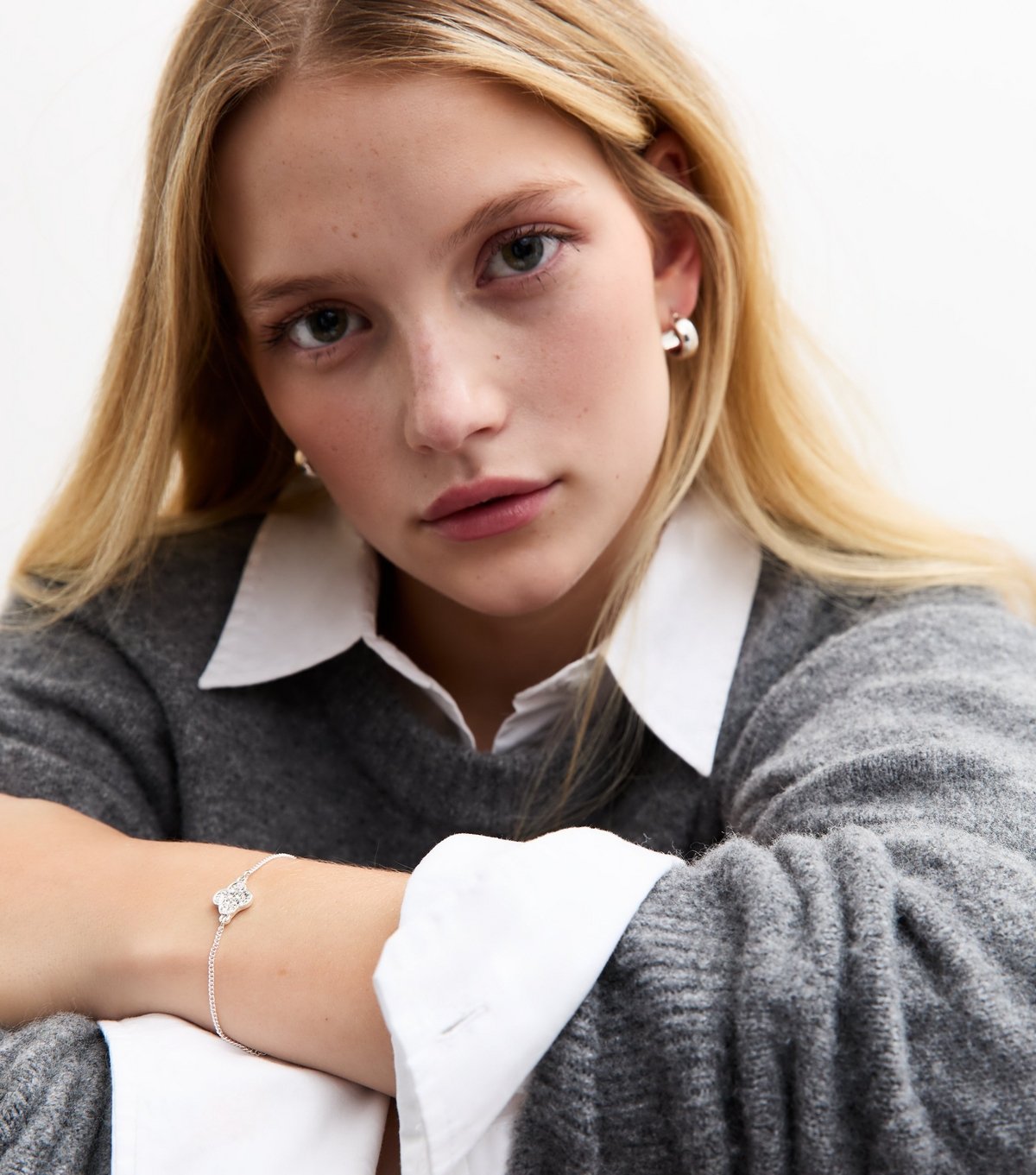 New Look Silver Tone Diamanté Flower Bracelet New Look - 2