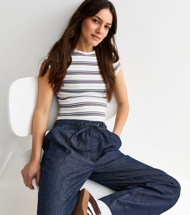 New Look Women's Petite Indigo Wash Chambray Denim Wide Leg Trousers New Look - 3