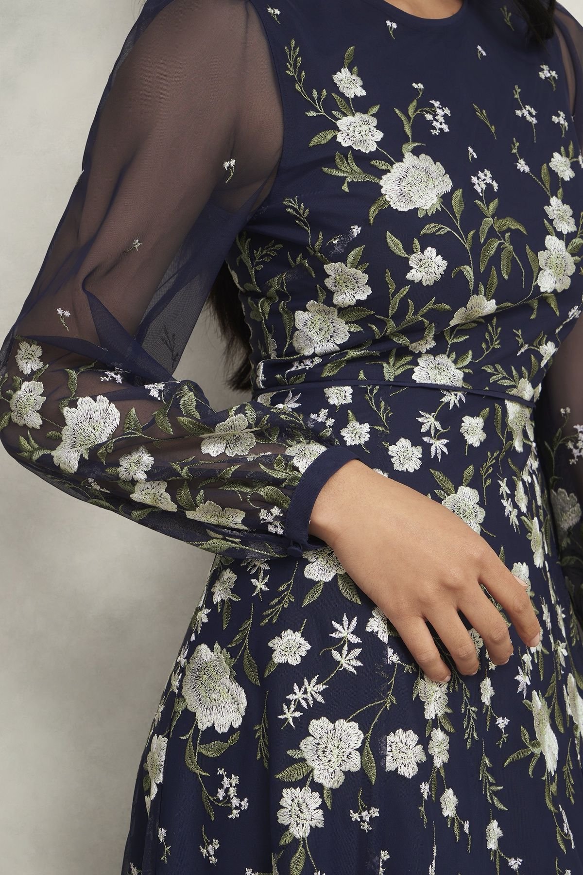 Hobbs London Hobbs London Women's Lois Embroidered Dress in Navy - 3