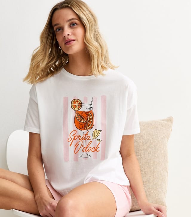 New Look Women's White Spritz O' Clock Print T-Shirt and Shorts Pyjama Set New Look - 2