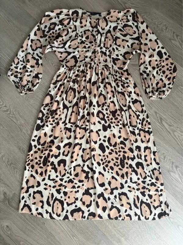 Marks & Spencer M&S Collection Leopard Print Midi Dress UK 8 Animal Print Long Sleeve Boho Smock Tea Dress