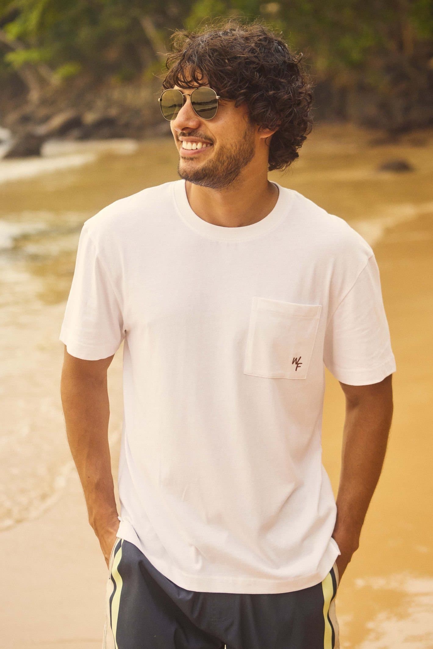 Weird Fish Weird Fish Men's Keaton Super Soft Pocket T-Shirt in White