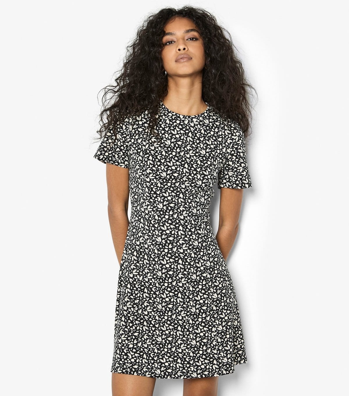 Apricot Women's Black Ponti Print Mini Dress Apricot New Look - 4