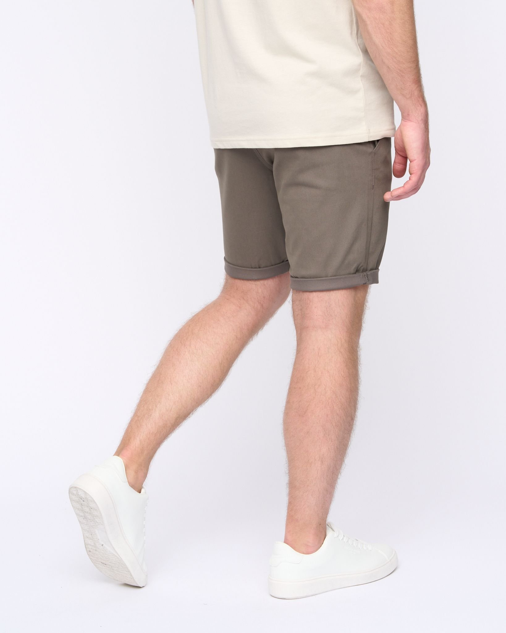 Duck&Cover Duck&Cover Moreshore Men's Lightweight Stretch Canvas Chino Shorts with Secure Penny Pocket in Olive - 3
