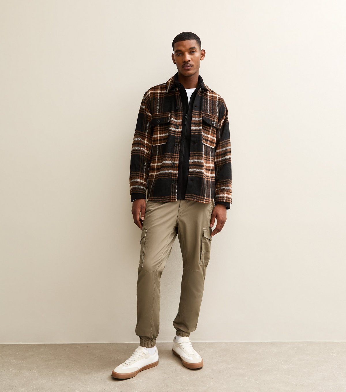 jack & jones Men's Light Brown Tapered Cargo Trousers Jack & Jones New Look - 2