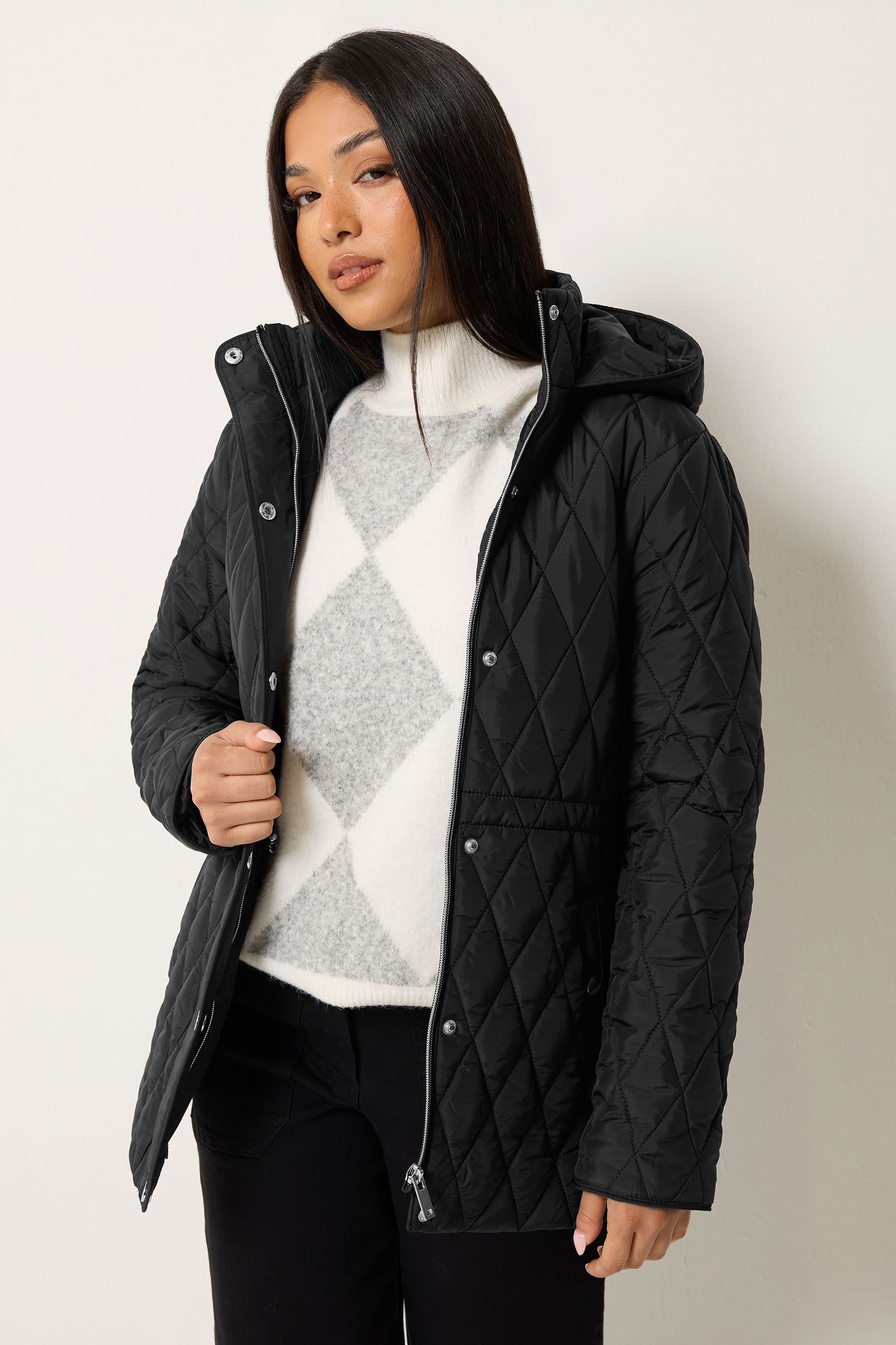 M&Co M&Co Women's Petite Diamond Quilted Jacket in Black