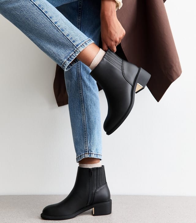 New Look Women's Wide Fit Black Faux Leather Metal Trim Ankle Boots Vegan New Look - 2