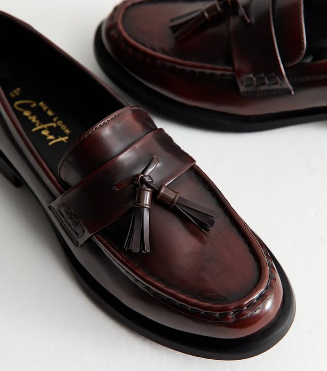New Look Women's Brown Faux Leather Tassel Charm Almond Toe Loafers New Look - 3