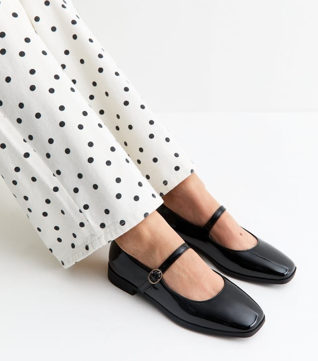 New Look Women's Black Patent Faux Leather Mary Jane Pumps Vegan New Look - 2