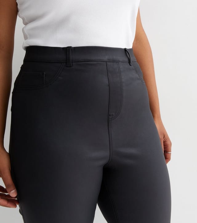 New Look Women's Plus Size Black Coated Leather-Look Mid Rise Lift & Shape Emilee Jeggings Curves New Look - 2