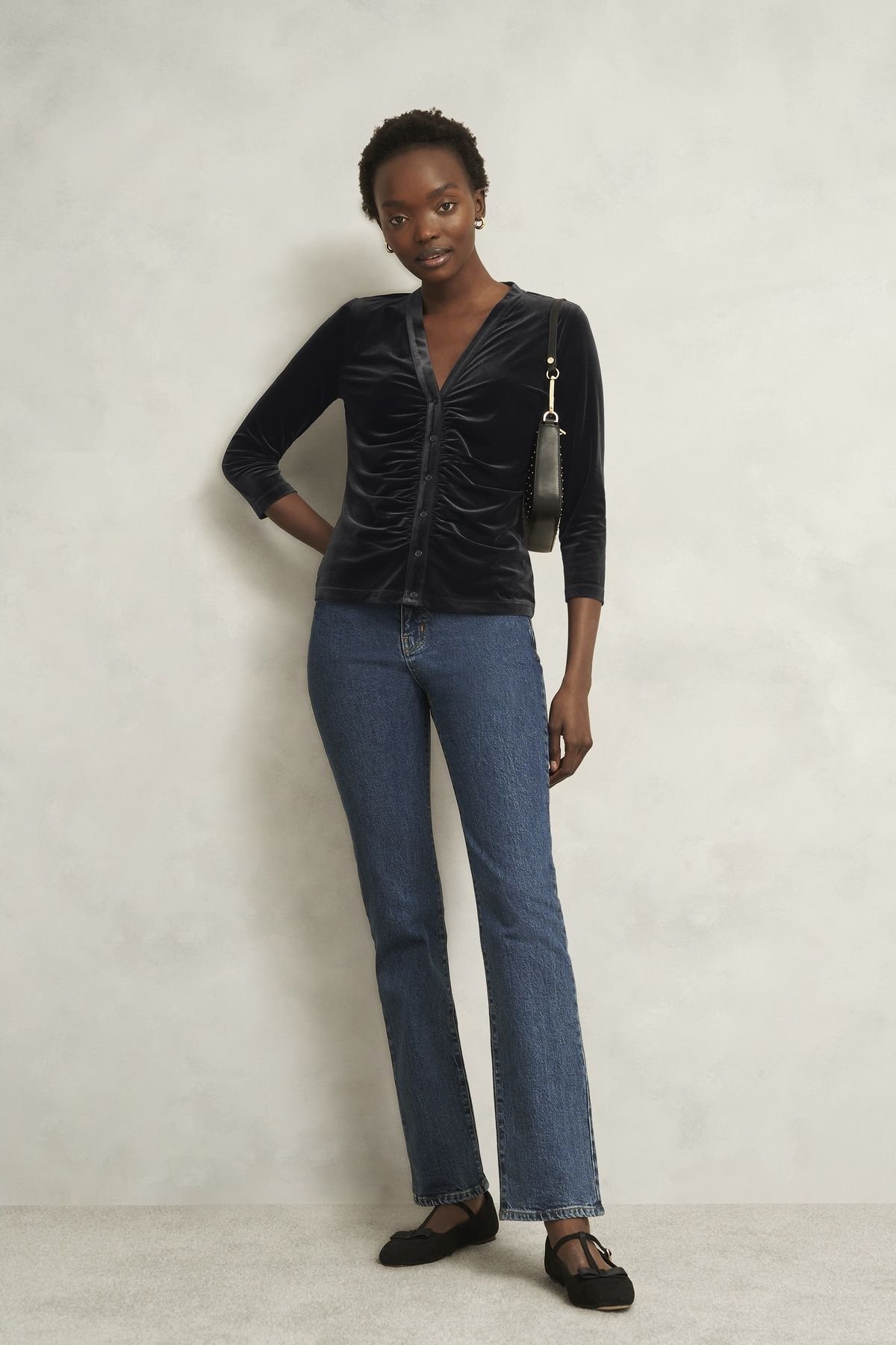 Hobbs London Hobbs London Women's Hattie Velvet Top in Black - 3