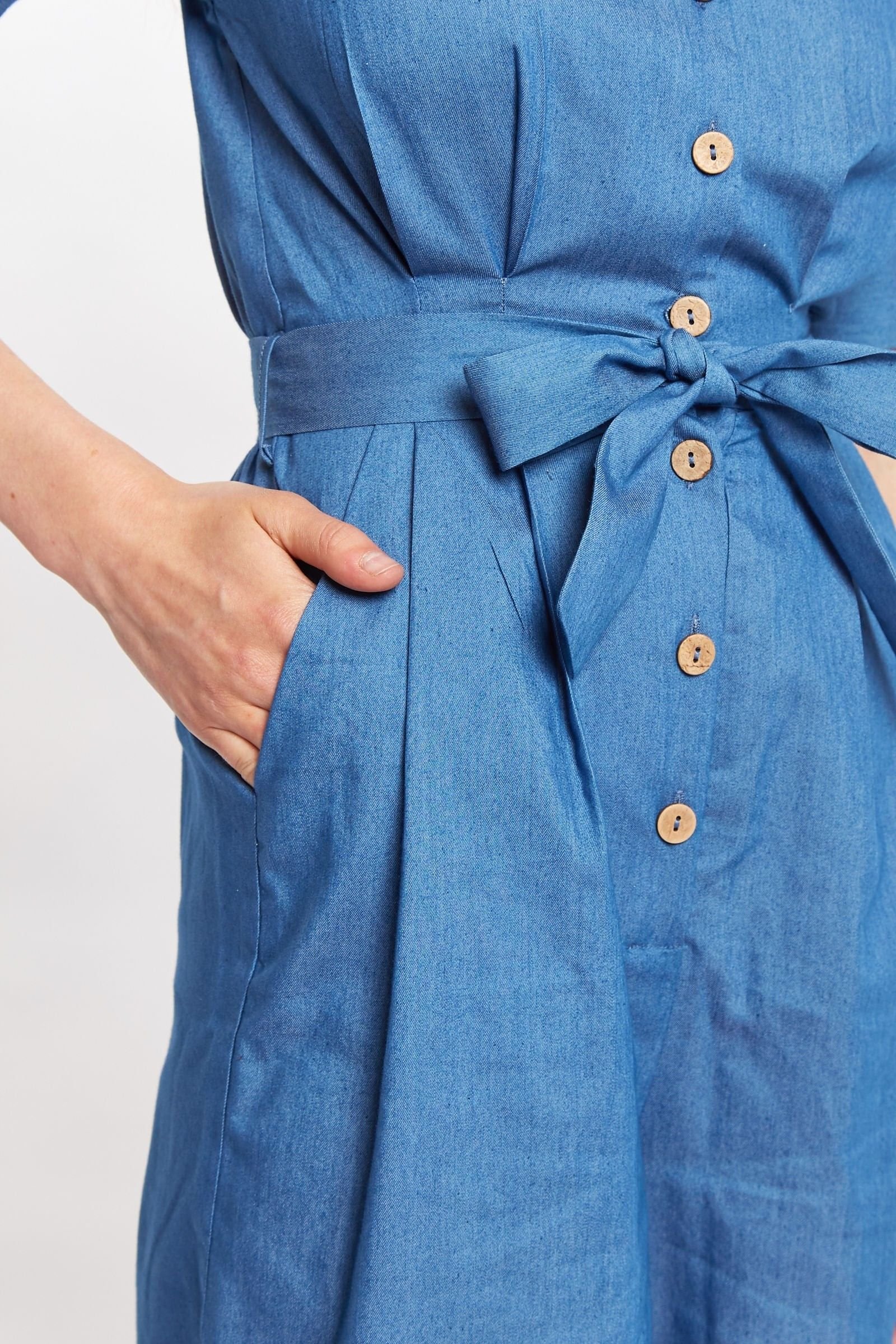 Louche Louche Women's Magda Chambray Short Sleeve Cropped Jumpsuit in Blue - 4