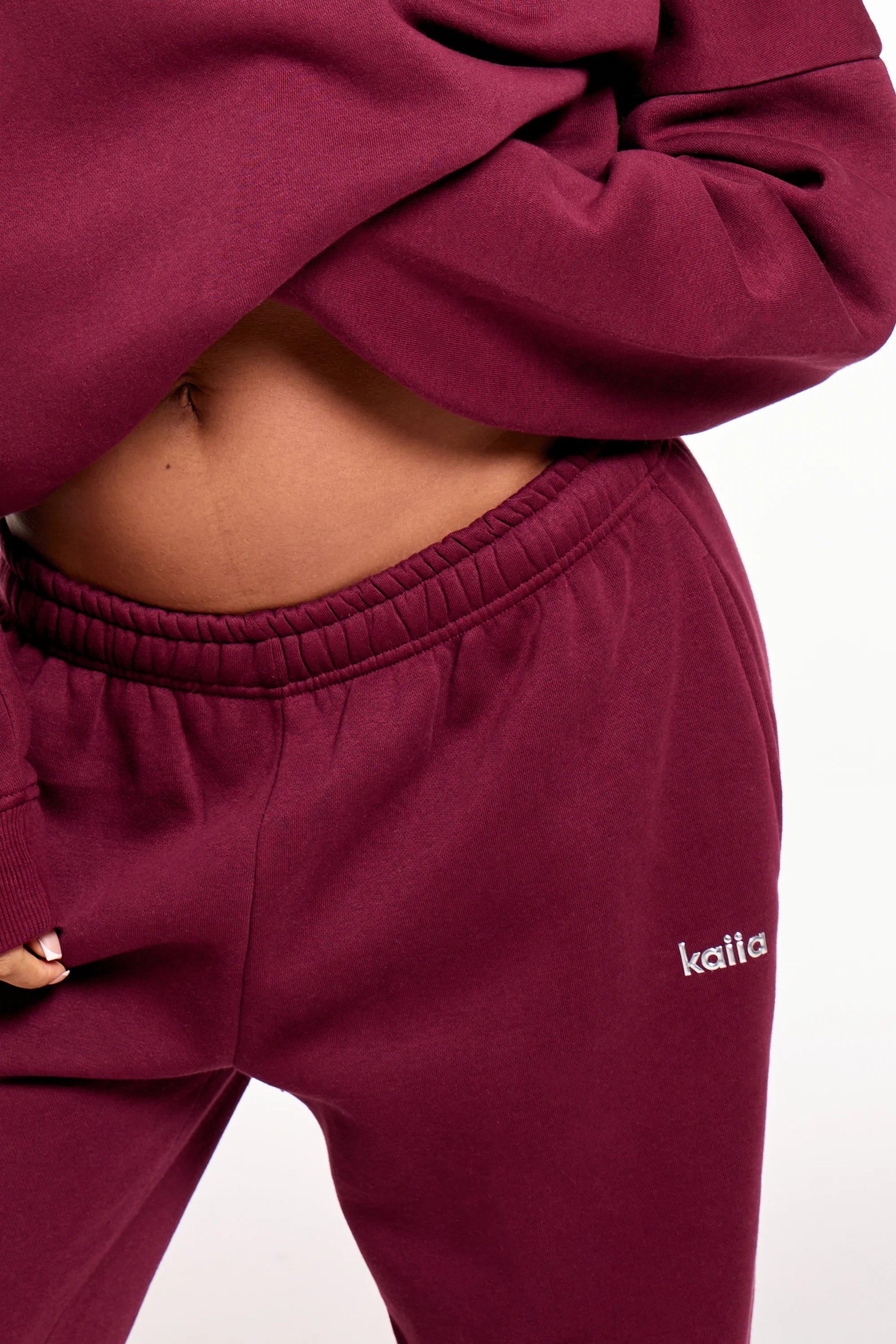 Kaiia Kaiia Chrome Logo Mid Rise Wide Leg Joggers Burgundy - 2