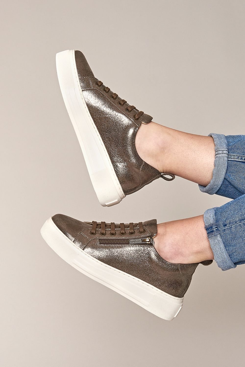 Moshulu Moshulu Women's 'Dawlish' Flatform Zip Trainers in Bronze - 1