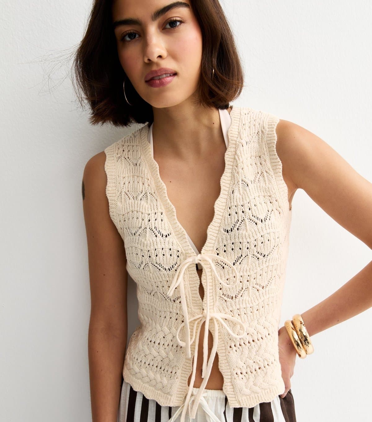 New Look Women's Cream Cotton Rich Wave Stitchy Tie Waistcoat New Look