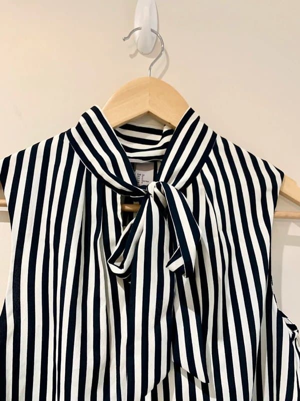H&M H&M Striped Pussy-Bow Blouse Size XS Sleeveless Summer