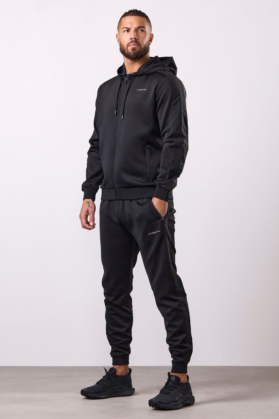 Gym King GYM KING Men's Core Plus Colour Block Jogger Black/ Graphite in Black