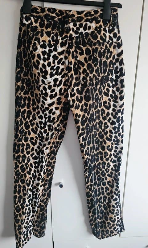 ASOS Design Asos Design Leopard Print Straight Leg Jeans - Size 8