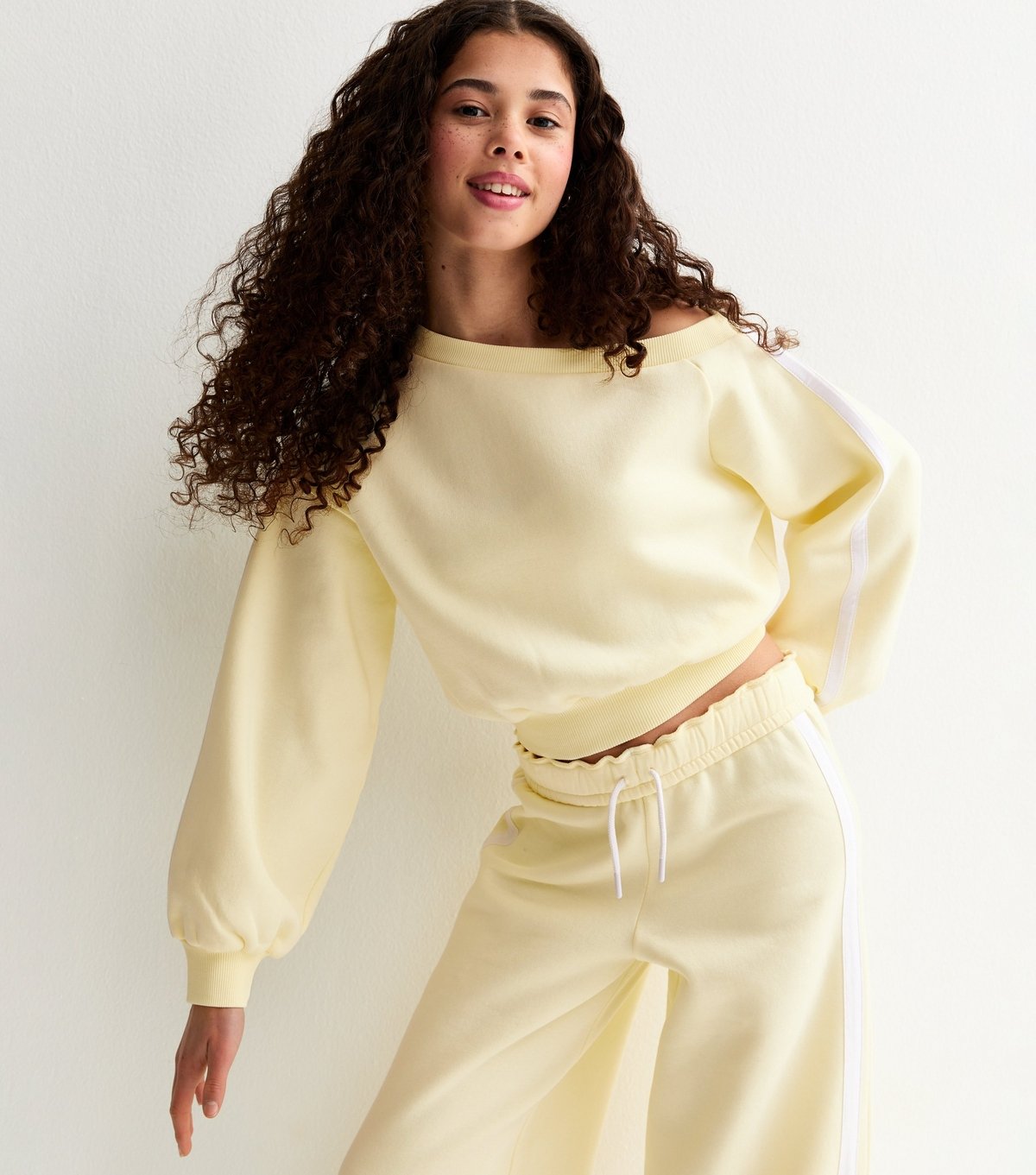 New Look Girls' Light Yellow Off The Shoulder Side Stripe Sweatshirt New Look - 3