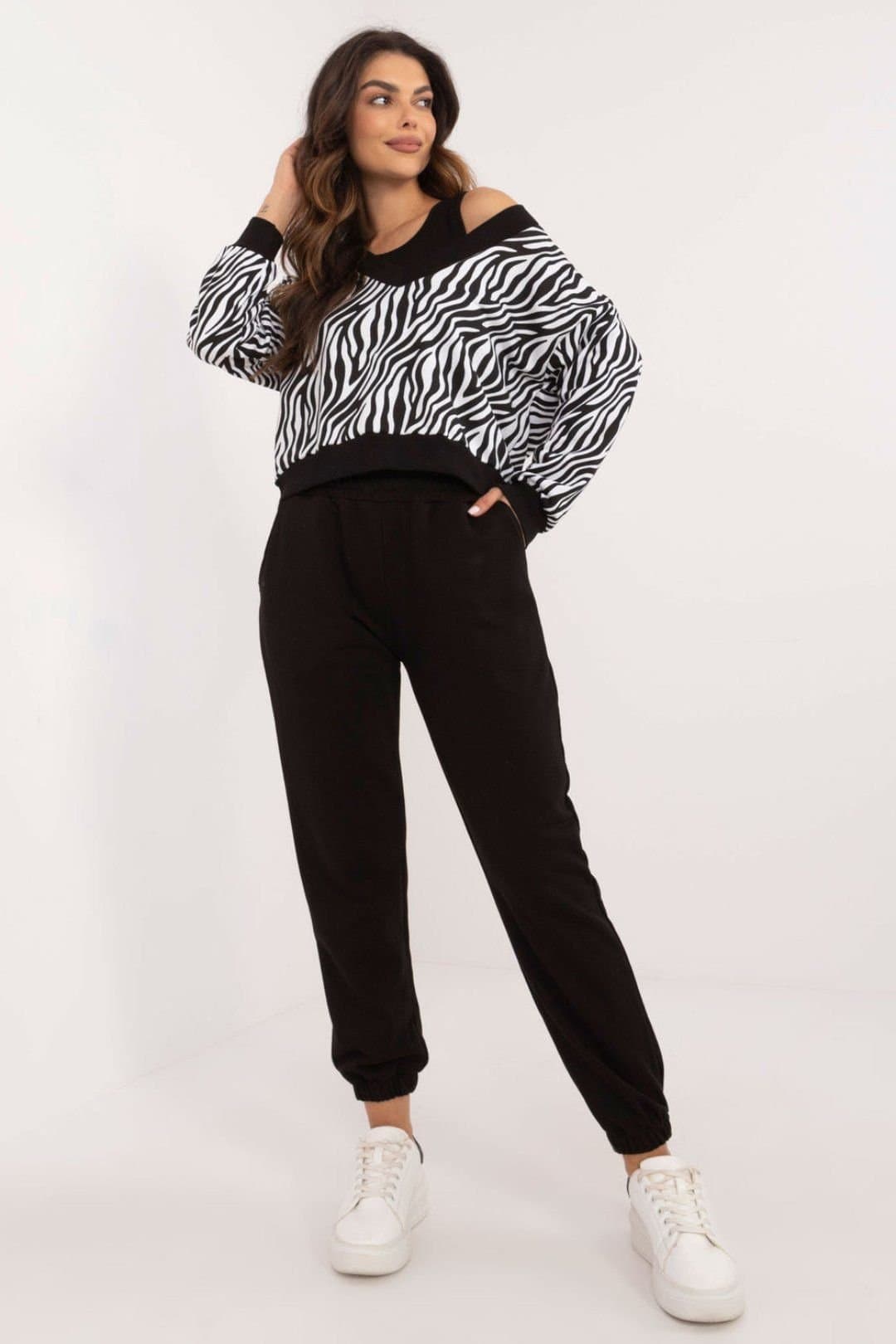 Love Lace Love Lace Women's 3 Piece Casual Heart Neck Animal Set in Black