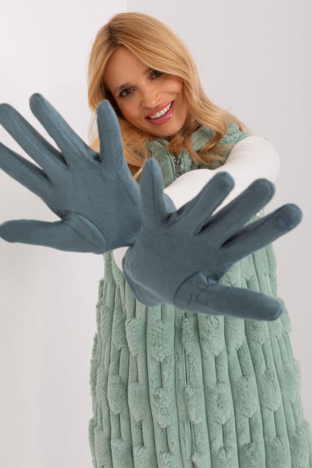 Love Lace Love Lace Women's Elegant Embroidered Flower Touchscreen Insulated Gloves for Phone Use in Green - 3