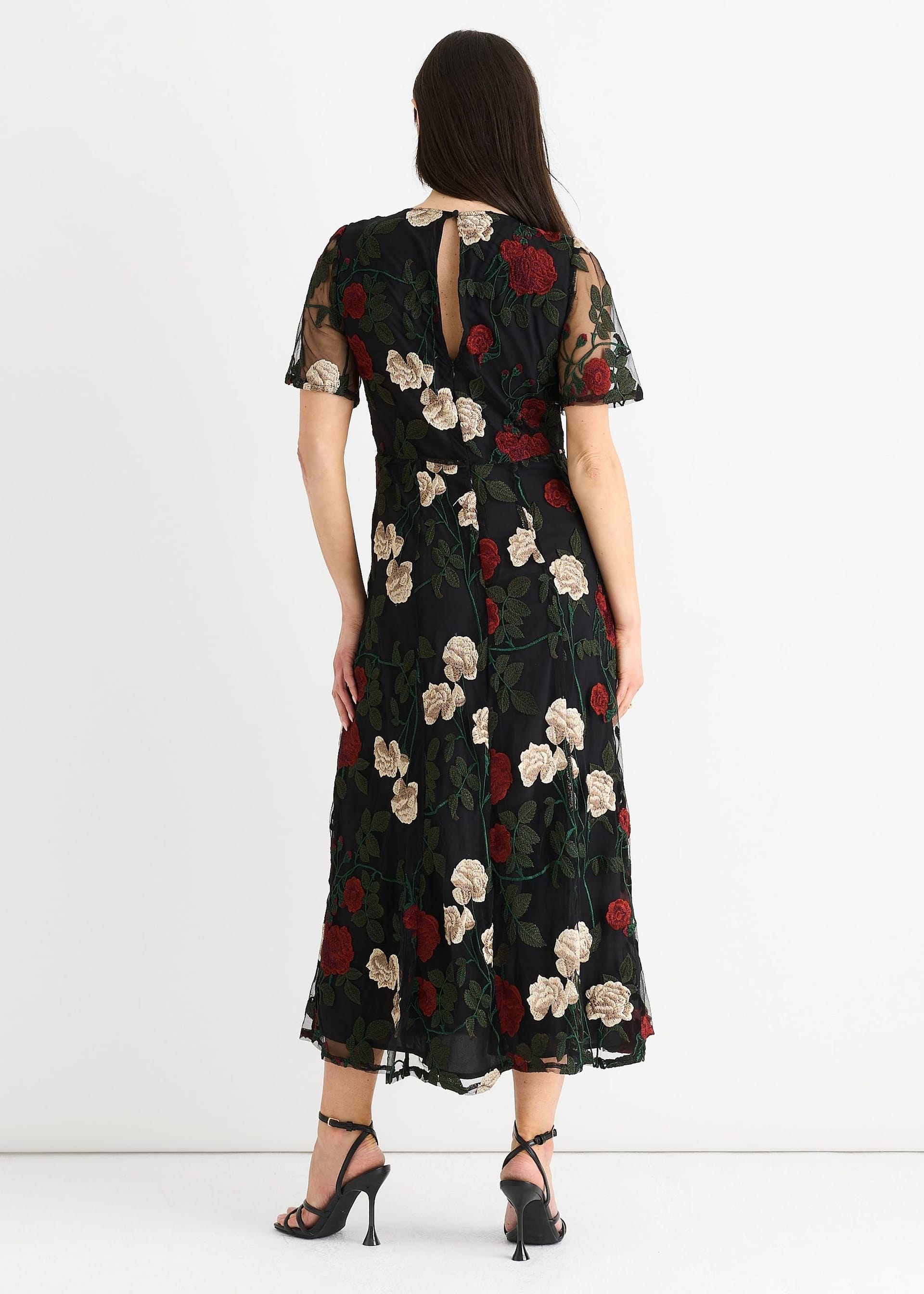 Gini London Gini London Women's Black Angel Sleeves Embroidered Occasion Midi Dress - 4