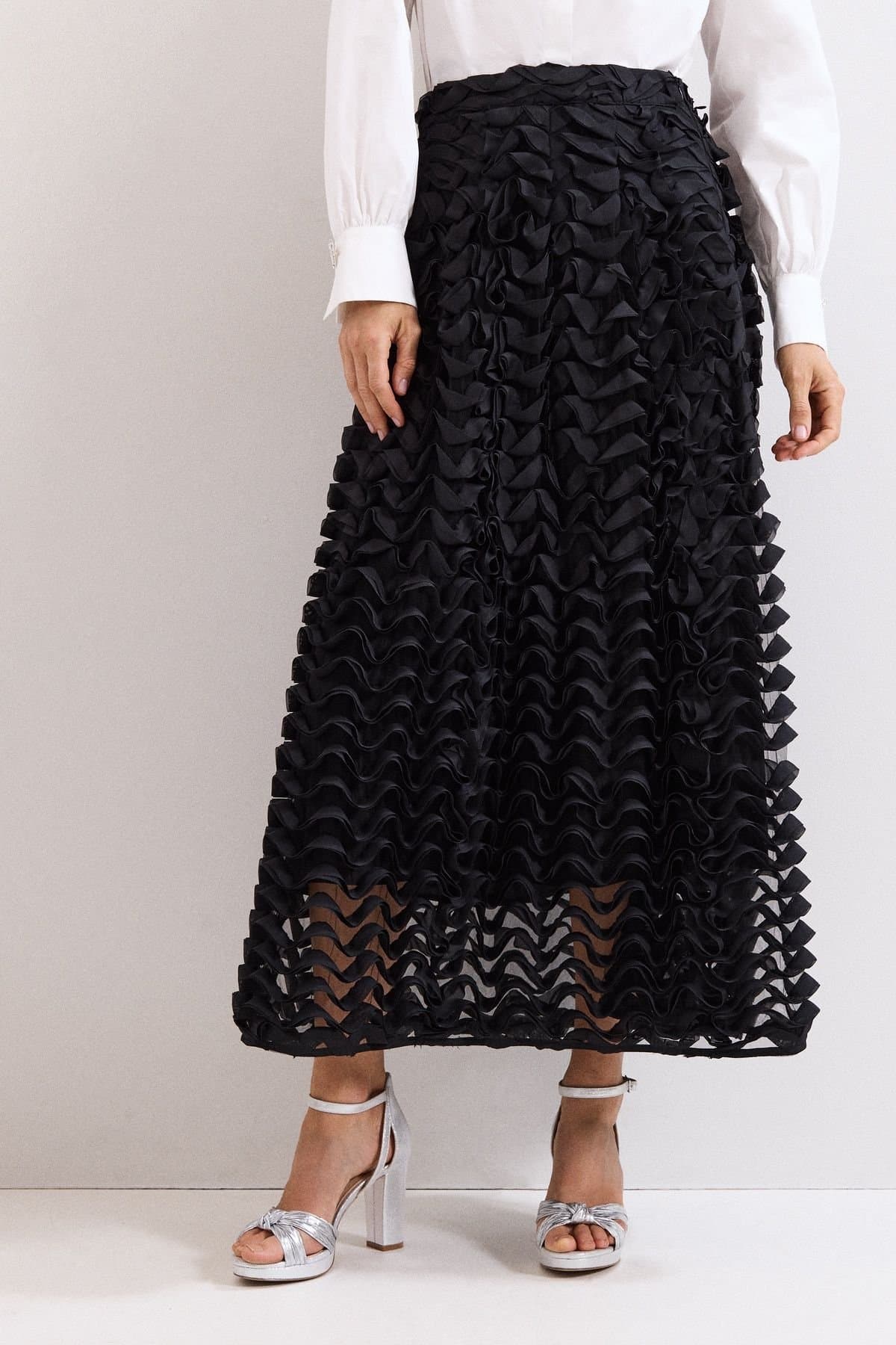 Phase Eight Phase Eight Women's Talis Textured Skirt in Black