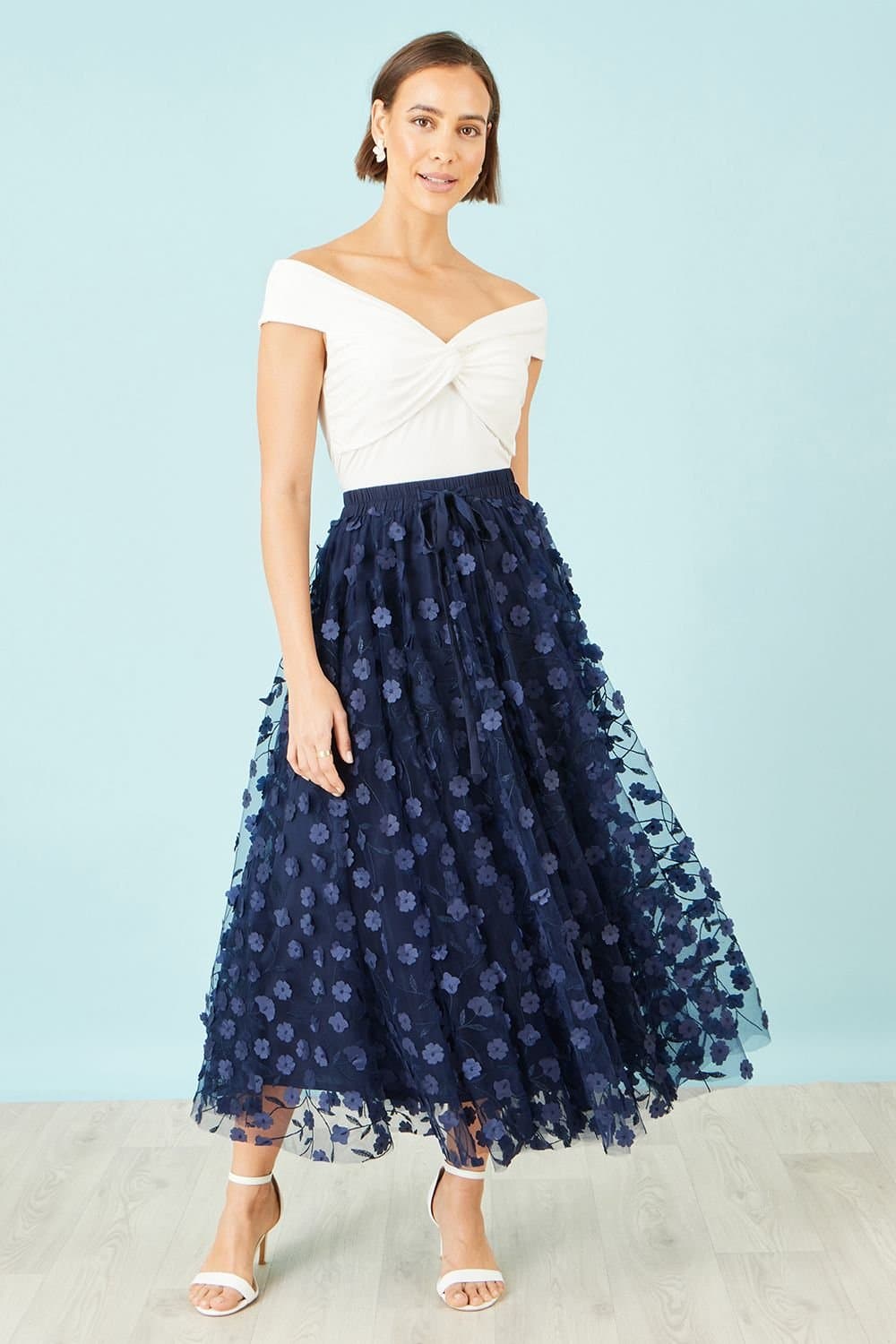 Yumi Yumi Women's Navy Mesh Floral Applique Midi Skirt