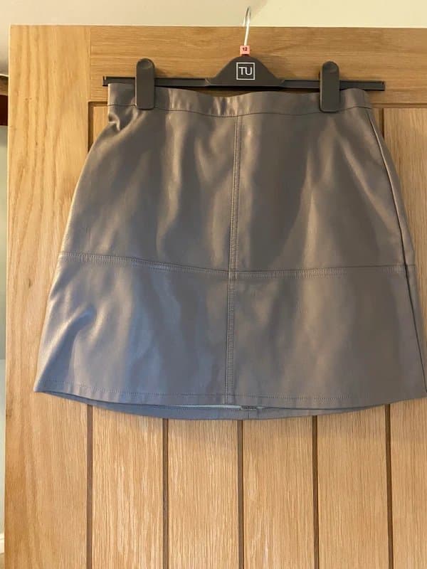 New Look Leather look taupe above the knee skirt