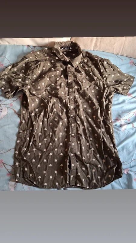 Bershka Khaki Pinapple print polo shirt