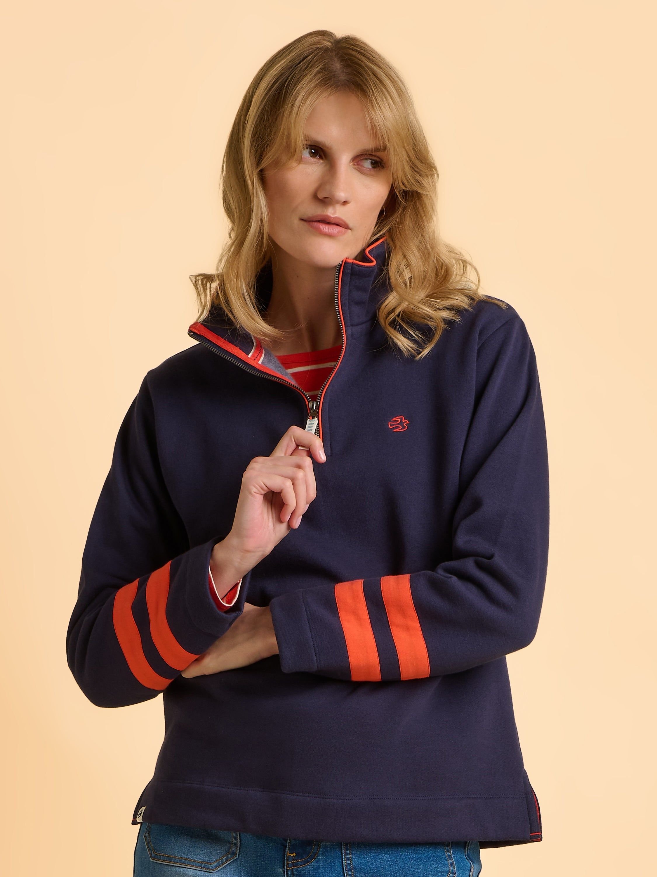 Brakeburn Brakeburn Women's Broadstone Quarter Zip Sweatshirt in Navy - 2