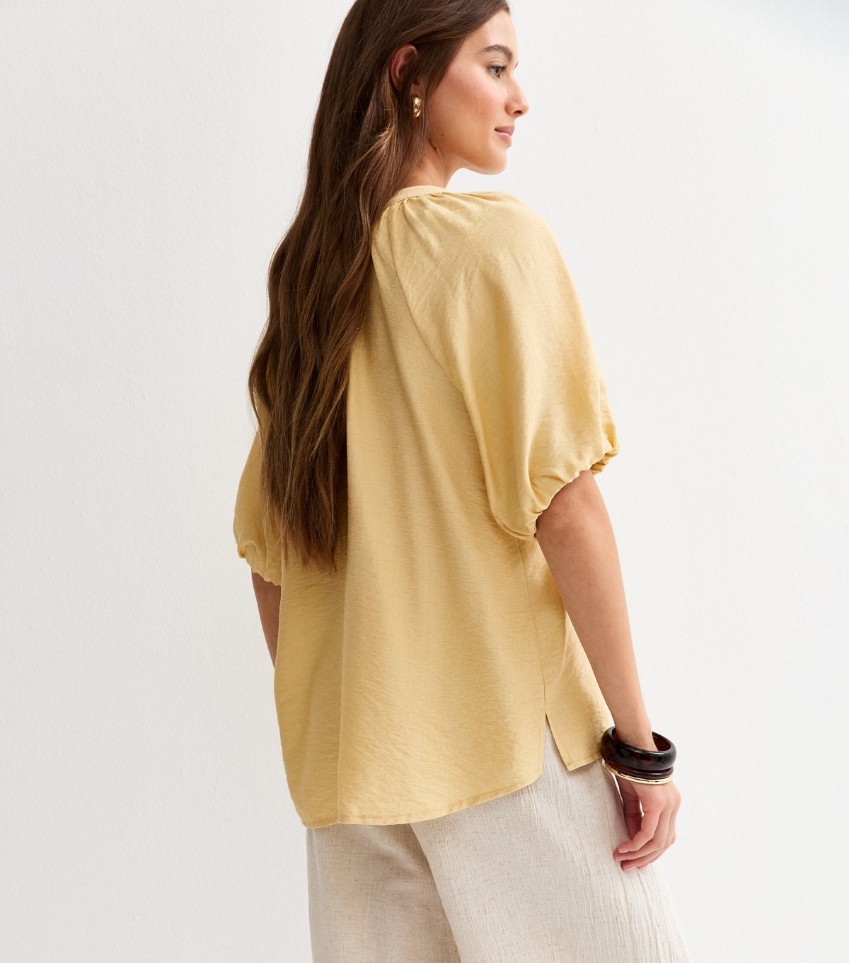 New Look Women's Yellow Puff Sleeve V-Neck Blouse New Look - 4