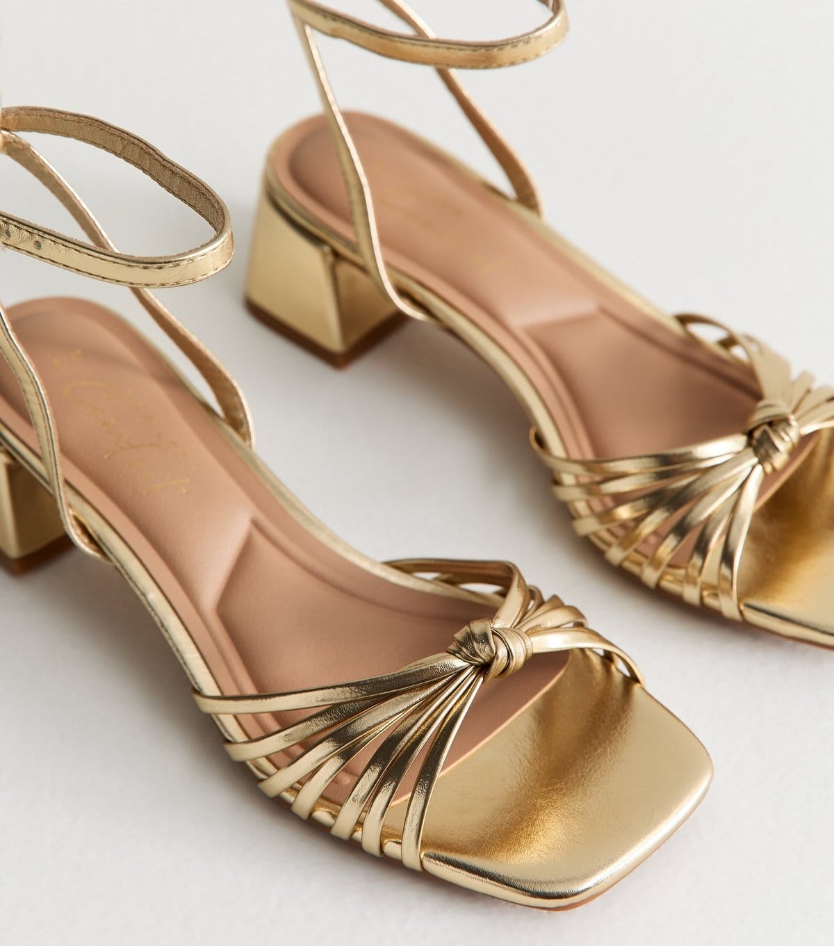 New Look Women's Gold Knotted Strap Block Heel Sandals New Look - 4