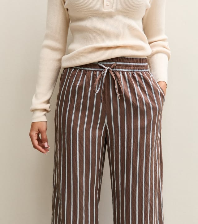 New Look Women's Petite Brown Striped Drawstring Wide Leg Trousers New Look - 2