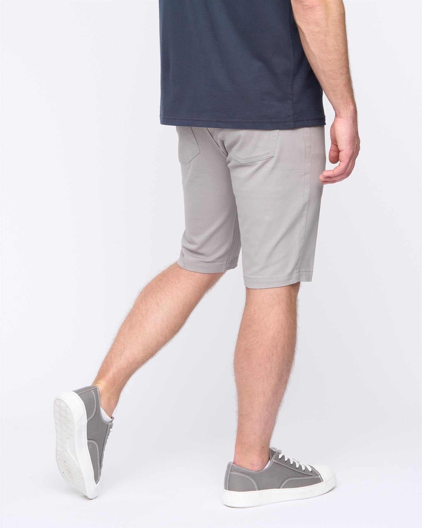 Duck&Cover Duck&Cover Men's Franztown Shorts in Grey - 3