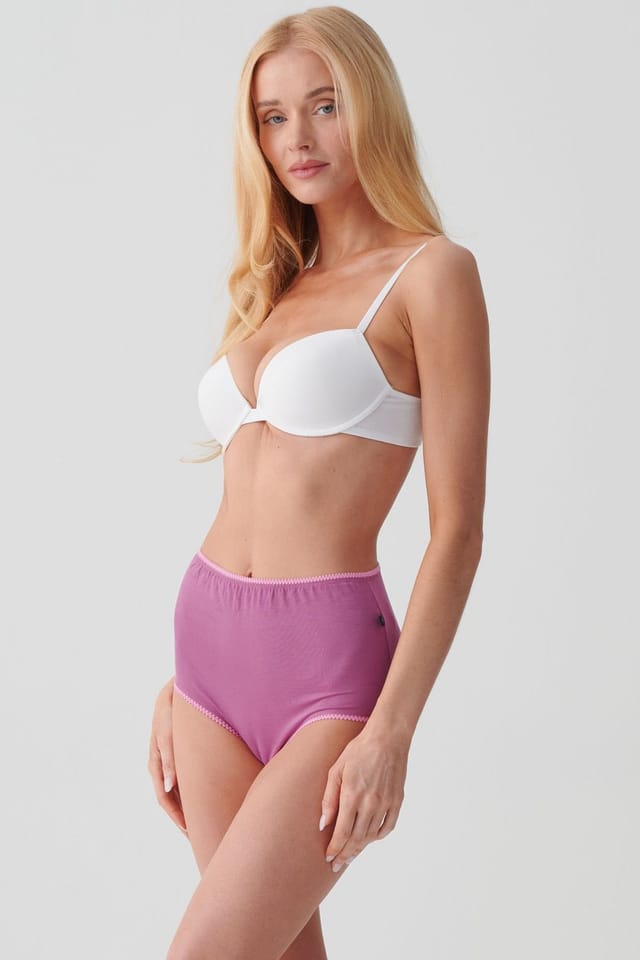 British Boxers British Boxers Women's Pack of Four "Bunch of Roses" Bamboo Full Briefs in Dusty Pink - 3