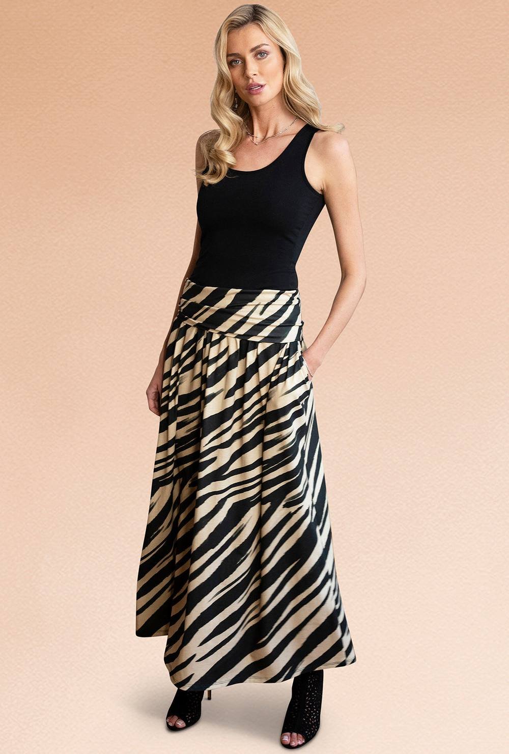 Hot Squash Hot Squash Women's Boho Maxi Skirt in Light Sand - 4