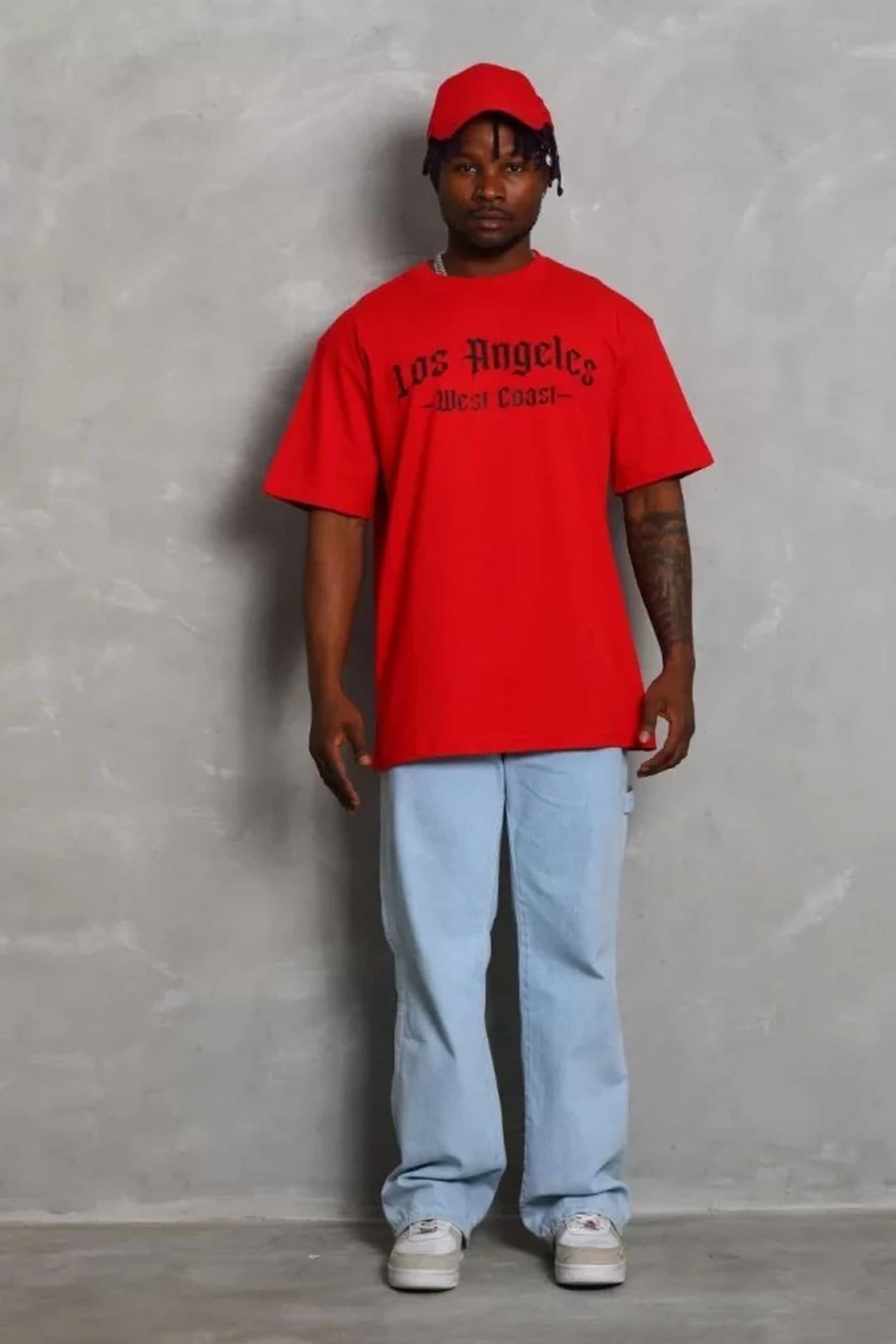 Janes Janes Men's Oversized Crew Neck T-Shirt with Back Print in Red - 4