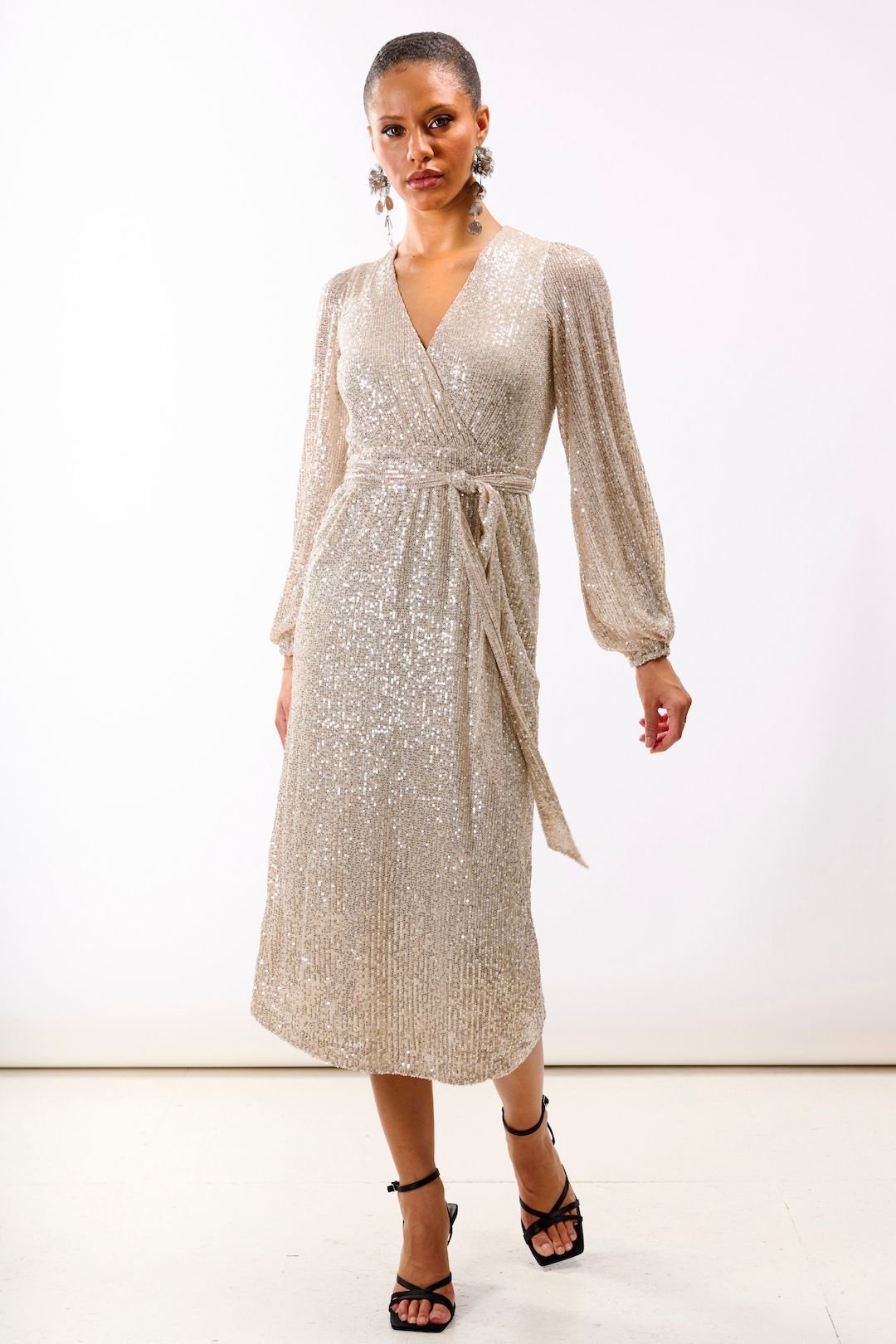 Needs No Label Needs No Label Women's Cream Sequin Wrap Midi Dress - 2