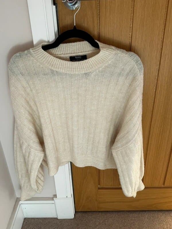 Bershka Bershka Fluffy Jumper Size Small