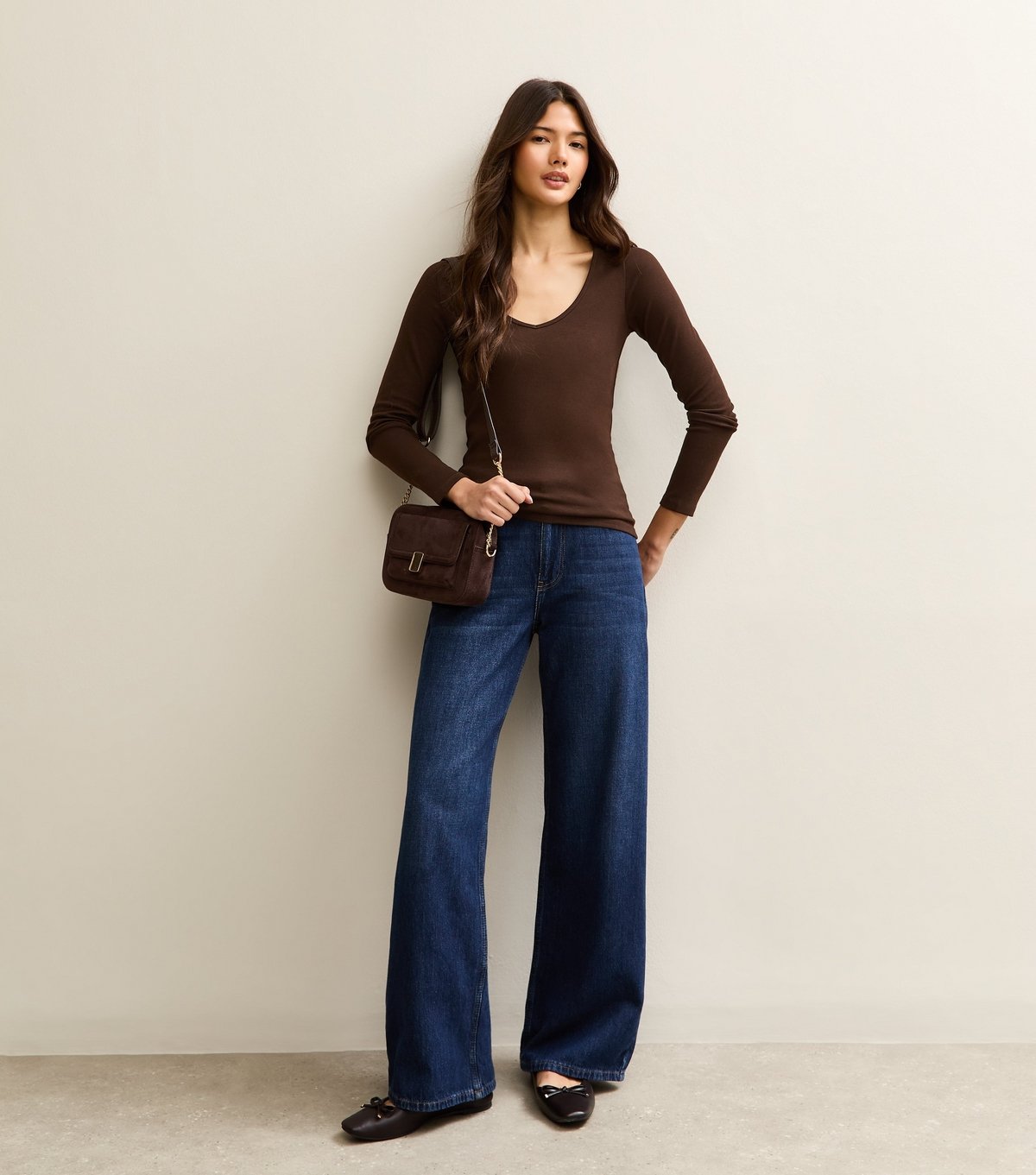 New Look Women's Dark Brown Long Sleeve V-Neck T-Shirt New Look - 3