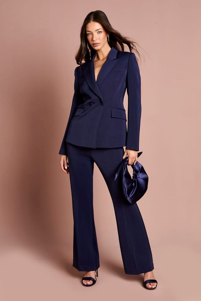 Coast Coast Women's Stitch Detail Double Breasted Blazer in Navy - 2