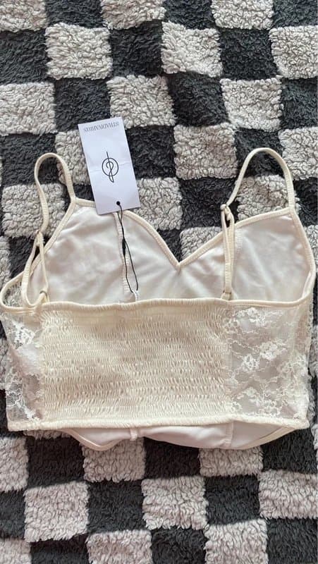 Stradivarius Stradivarius lace crop
